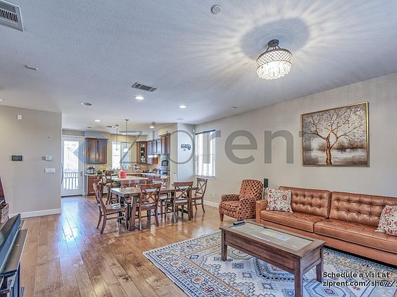 5th image of 1059 E Duane Ave #200