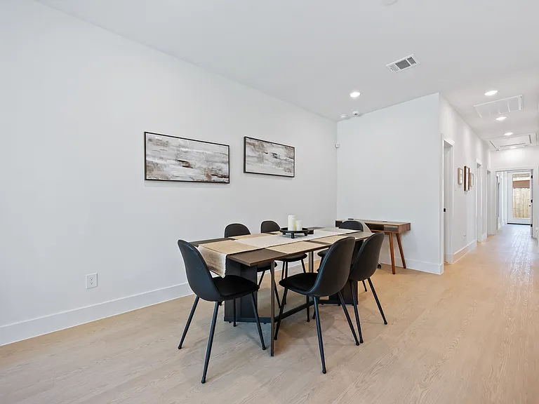 4110 Dreyfus St #B — Photo 4