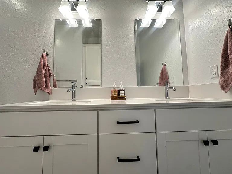 3803 N Santa Fe St — Photo 15