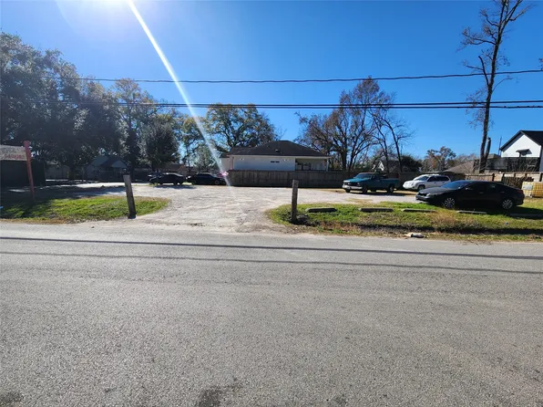 7935 Tower St, Houston, TX 77088