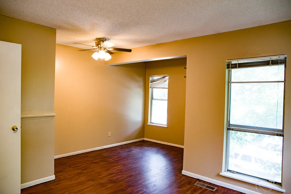 3 bed, $2,150 — Photo 3