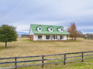 53 Cambridge Dr, Steens, MS 39766