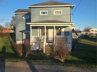 306 N 2nd St, Masontown, PA 15461