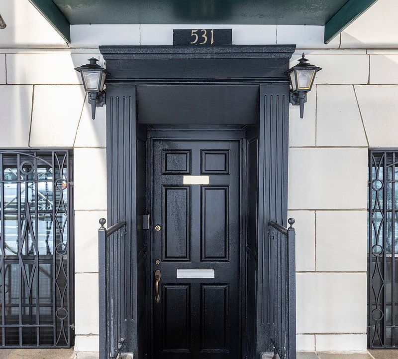 1st image of 535 Park Ave #M