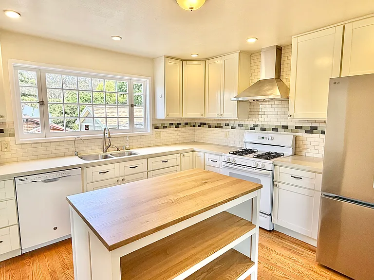 5907 Bernhard Ave — Photo 10