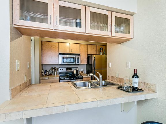 5th image of 941 Calle Mejia APT 327