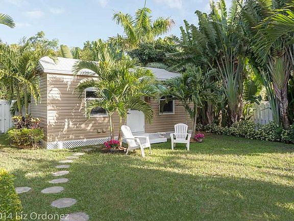 5th image of 408 NW 28th St