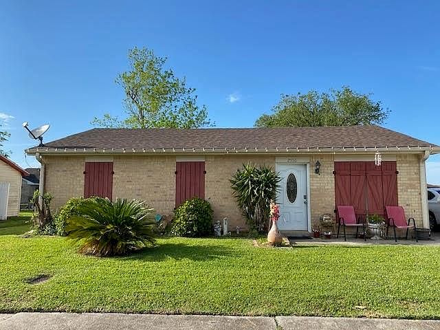1st image of 2536 Kirkwood Dr