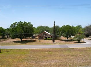 16707 Old Corpus Christi Rd, Elmendorf, TX 78112