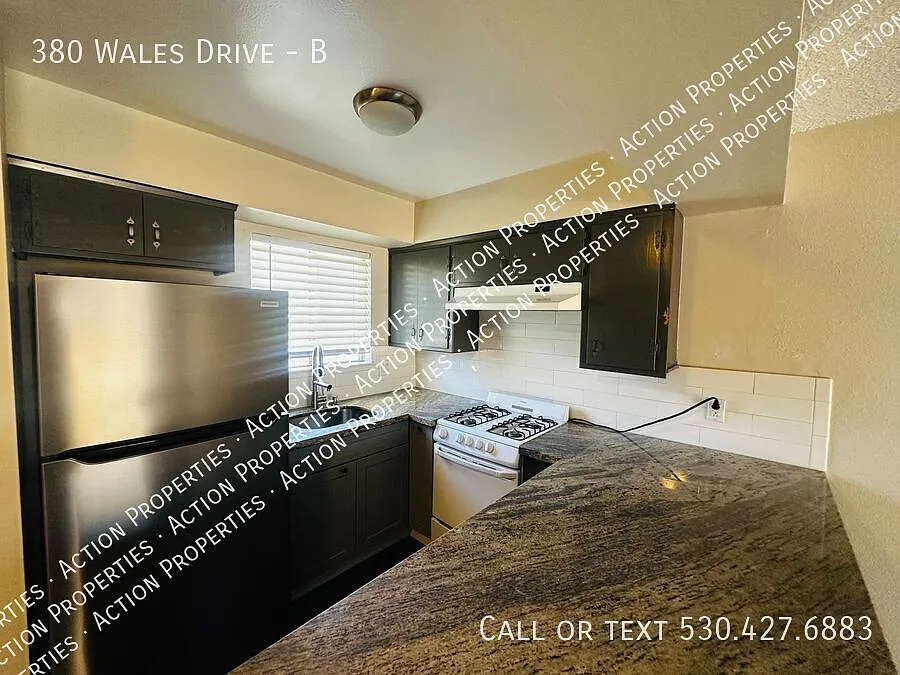 Pet Friendly 2-Bedroom Townhome In Folsom — Photo 4