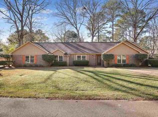 151 Yucca Dr, Jackson, MS 39211