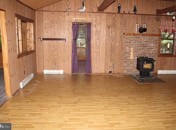 5th image of 15579 Dogwood Dr