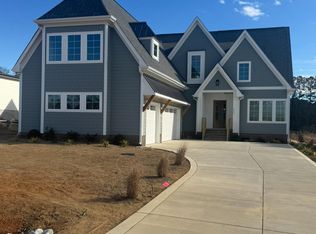 1061 Azalea Garden Cir, Raleigh, NC 27603