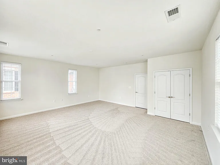 44115 Peirosa Ter — Photo 11