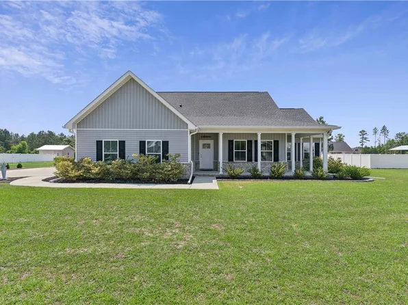 405 Caleb Cir, Jesup, GA 31545