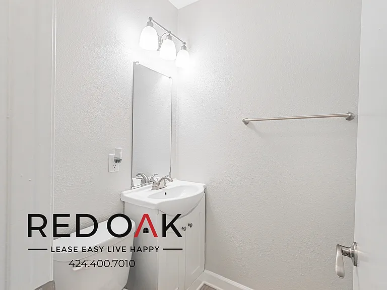 151 Drake St #23B — Photo 9