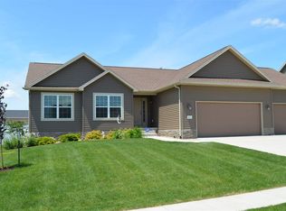 4816 Yellowstone Dr, Waterloo, IA 50701