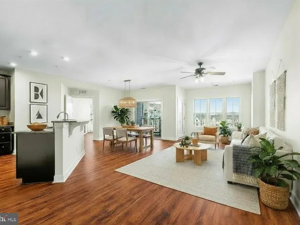 10280 Hopewell St #302, New Market, MD 21774