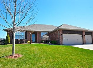 5340 S Love Ct, Springfield, MO 65810