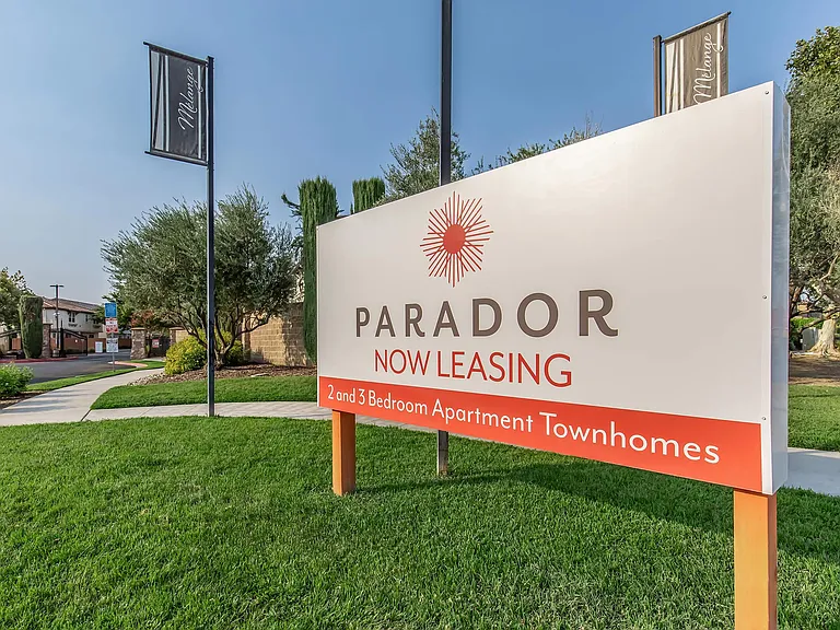 Parador Townhomes — Photo 28