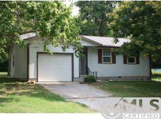 105 Brookside Dr, Joplin, MO 64801