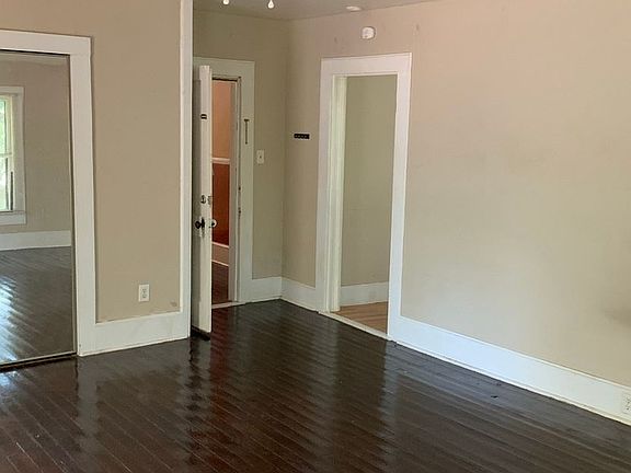 5th image of 531 SE 2nd Pl #3B9106712