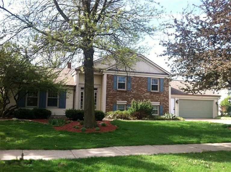1st image of 1962 E Waterbury Dr SE