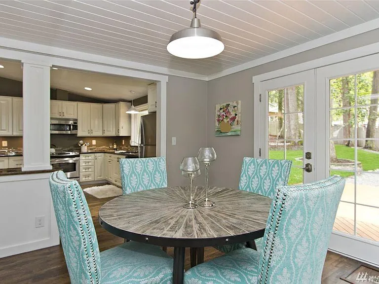 1020 212th Ave NE — Photo 9