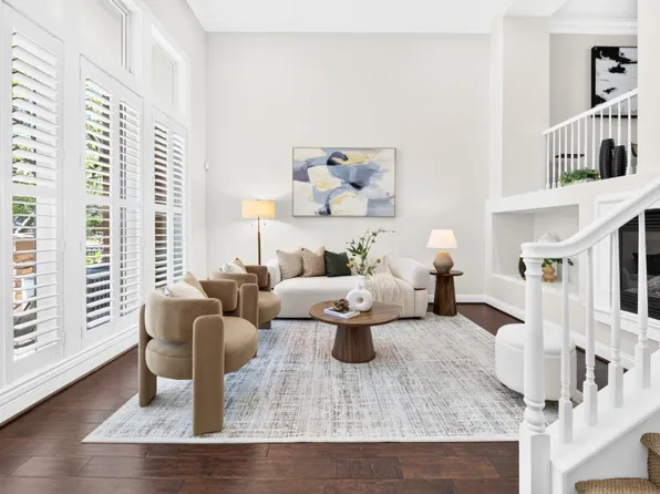 1188 McKay Dr, San Jose, CA 95131