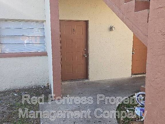 2nd image of 2510 Central Ave APT 3