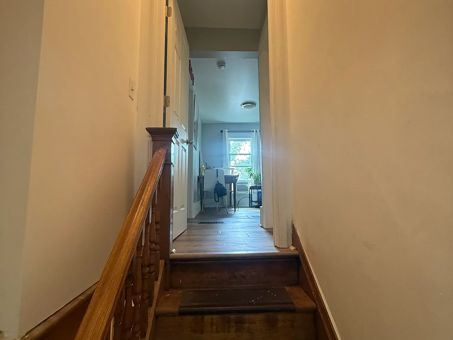 3 bed, 1350 sqft, $1,950 — Photo 4