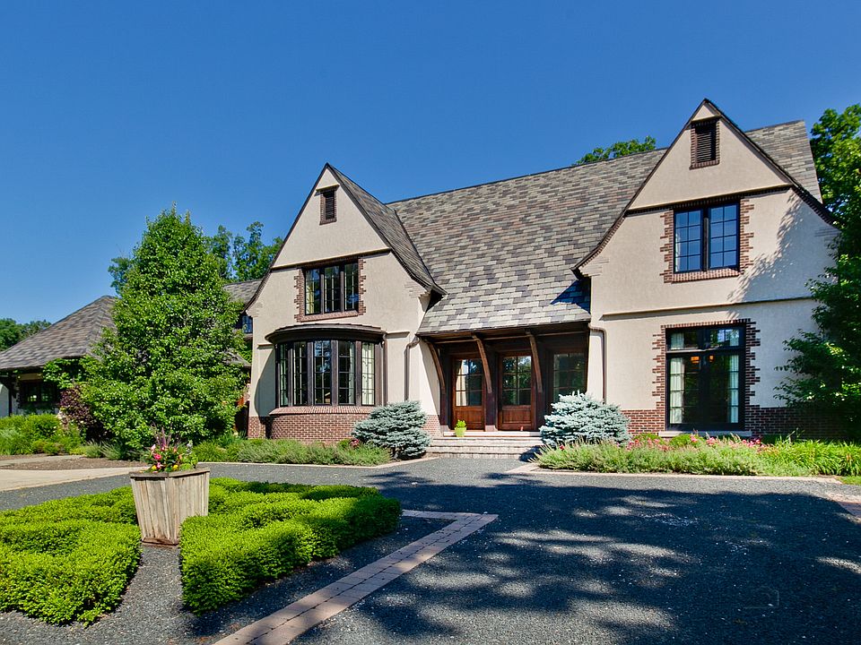 1st image of 14160 Mettawa Woods Dr