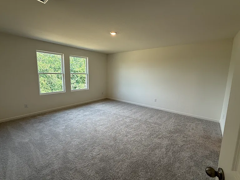 2201 Burnwood St — Photo 34