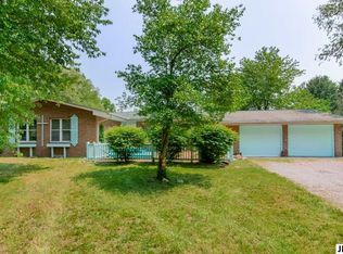 7485 Cain Rd, Jackson, MI 49201