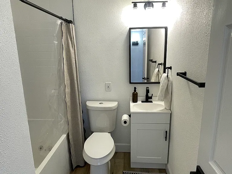 W Dakota Dr — Photo 9