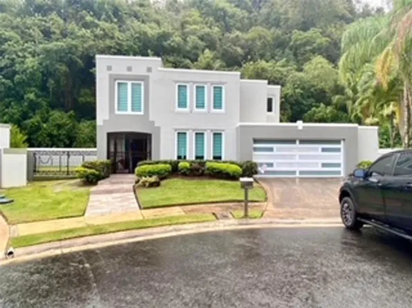 Monte Claro Plaza St #13-ME65, Bayamon, PR 00957