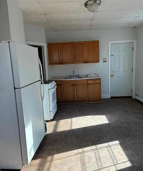 387 Avenue C #6 — Photo 2