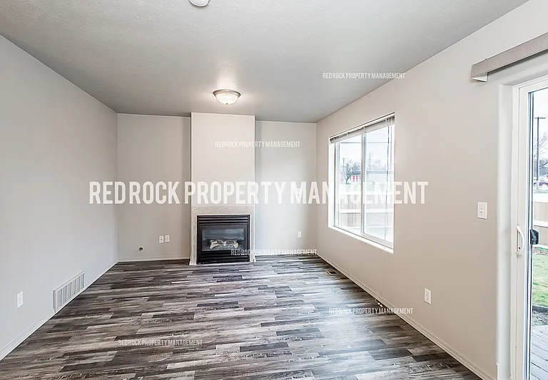 1603 N Drummond St — Photo 10