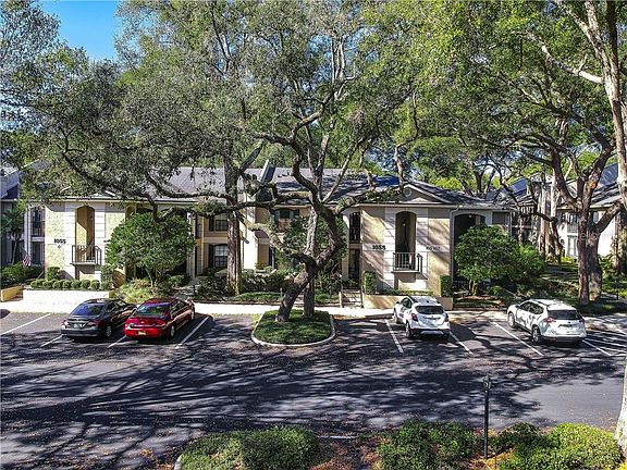 2nd image of 1055 Kensington Park Dr Unit 105