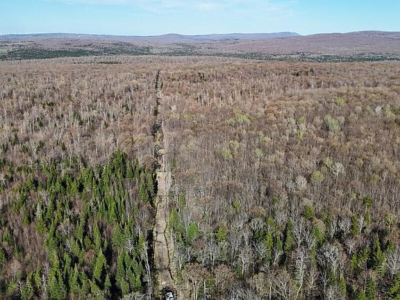 3rd image of 0 E Pinnacle Rd W