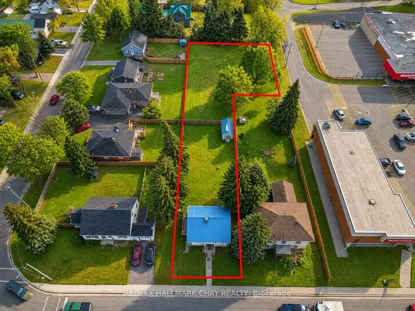 415 Main St N, Wellington North, ON N0G 2L1