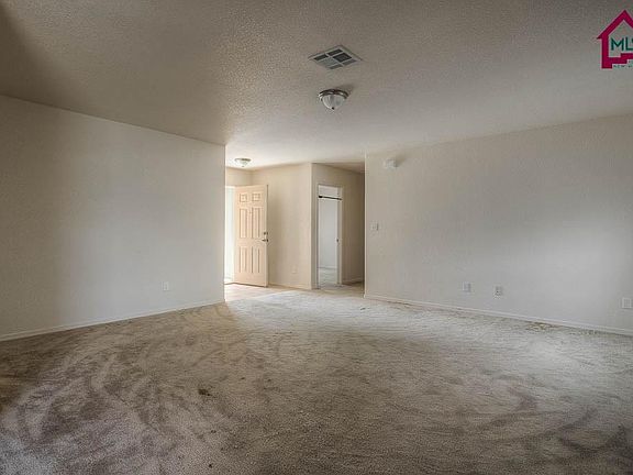 4th image of 5731 Pecan Ln