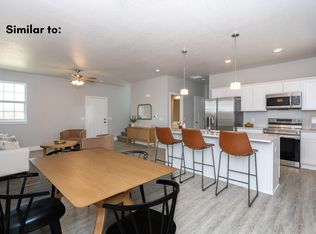 222 NW Common Pl, Waukee, IA 50263