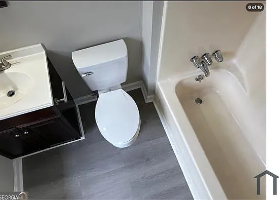 4 bed, 2090 sqft, $2,400 — Photo 3