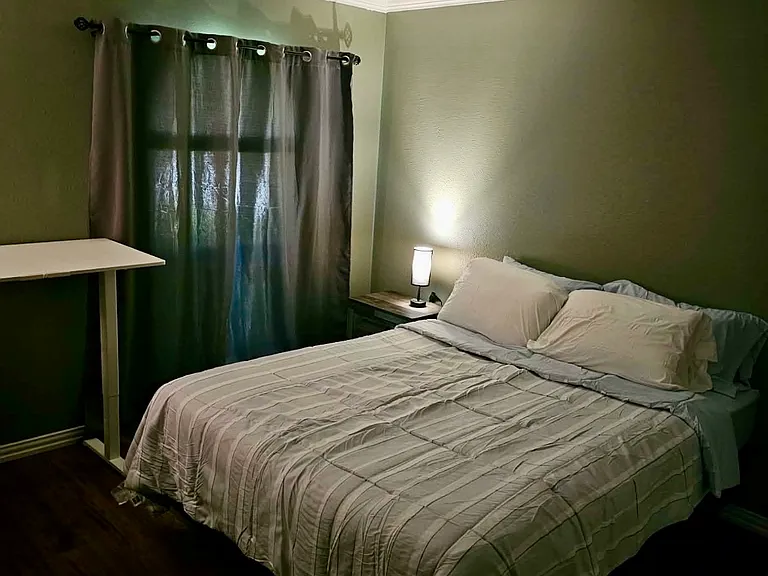 1714 Duke Dr — Photo 3