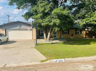 303 Romero St, Fritch, TX 79036