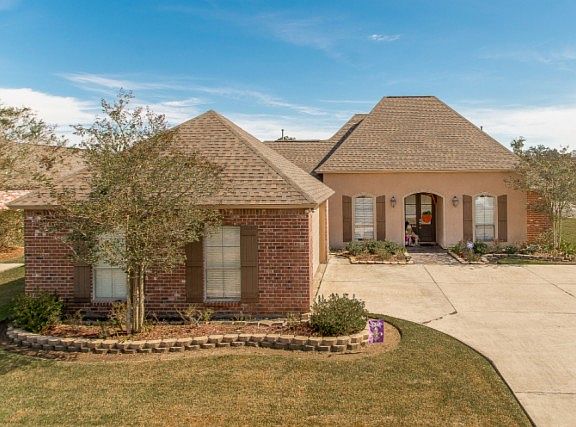 2nd image of 13186 Dutchtown Lakes Dr
