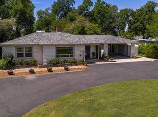 5836 Live Oak Ln, Redding, CA 96001