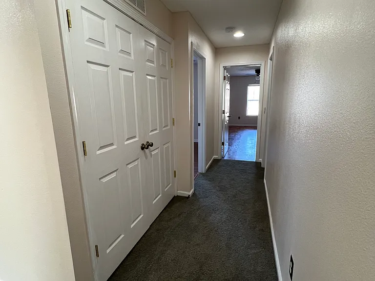 5906 Brice Ct — Photo 16