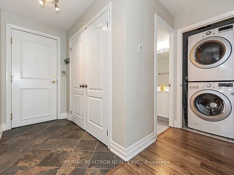 2111 Lake Shore Blvd W #505 — Photo 24